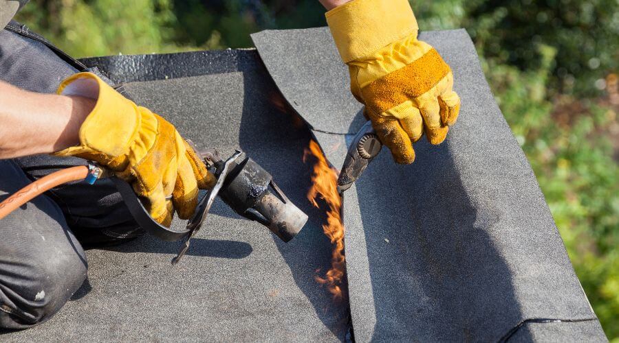 Professional gutter cleaning in Kellogg, MN